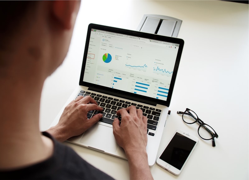 Data quality monitoring in production